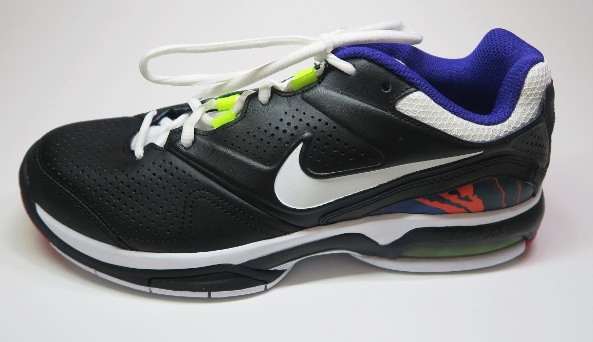 Tennisshoes- NIKE Air Max Challenge